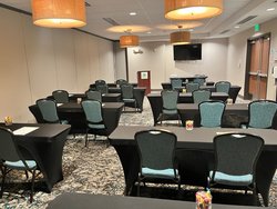  - Holiday Inn & Suites Centennial