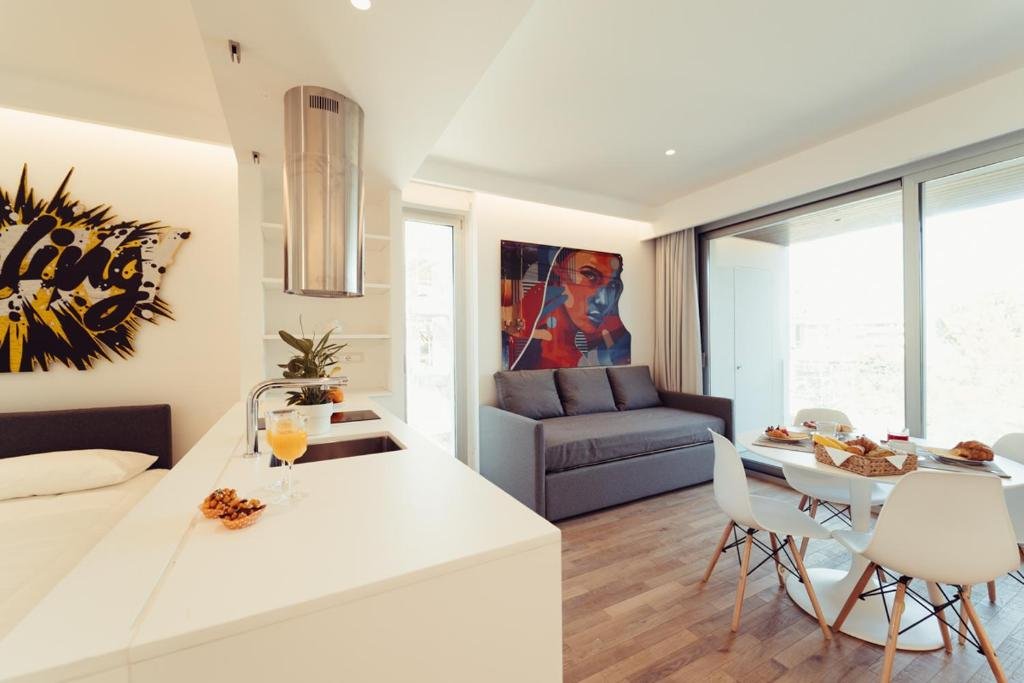 MARINA GARDENS BOUTIQUE AND SUITES-guestroom-Room_03.jpg