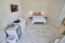  - Sunset Hotel Montauk