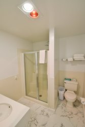  - Sunset Hotel Montauk