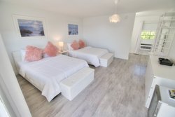  - Sunset Hotel Montauk