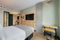  - Moxy Hotel by Marriott Williamsburg Brooklyn New York
