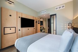  - Moxy Hotel by Marriott Williamsburg Brooklyn New York