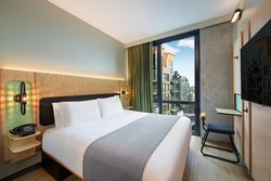  - Moxy Hotel by Marriott Williamsburg Brooklyn New York