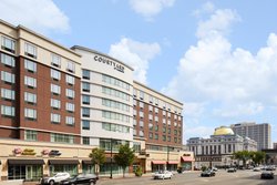  - Courtyard by Marriott Hotel Downtown Newark