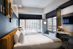  - Cyrus Hotel Topeka - I-70, Exit 362