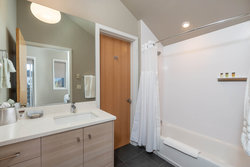  - Tetherow Lodges Bend