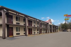  - Red Roof Inn Crossville - I-40, Exit 317