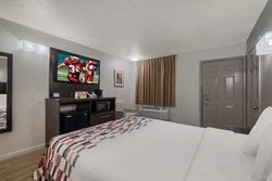  - Red Roof Inn Crossville - I-40, Exit 317