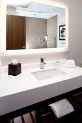  - Courtyard by Marriott Hotel Downtown Akron