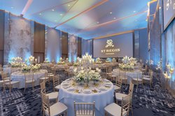  - St Regis Hotel Downtown Chicago