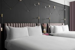  - Renaissance Hotel West Wauwatosa