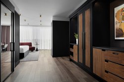  - Renaissance Hotel West Wauwatosa