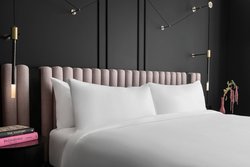  - Renaissance Hotel West Wauwatosa