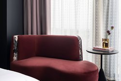  - Renaissance Hotel West Wauwatosa