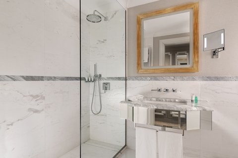 THE WESTIN PALACE MILAN - Photo 32