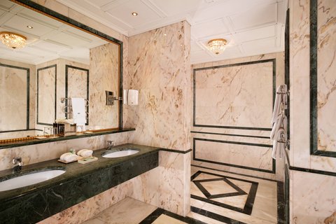 THE WESTIN PALACE MILAN - Photo 27
