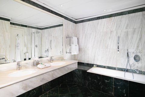 THE WESTIN PALACE MILAN - Photo 28
