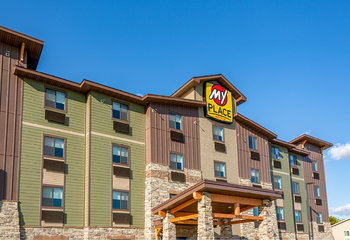 Sun Mountain Lodge