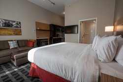  - TownePlace Suites by Marriott Clinton - I-78, Exit 15