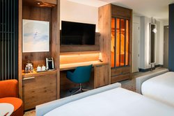  - Hotel NIA Menlo Park