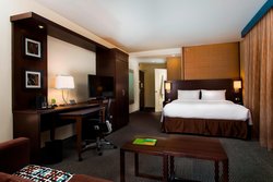  - Courtyard by Marriott Hotel Montreal
