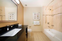  - Courtyard by Marriott Hotel Montreal
