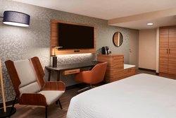  - Fairfield Inn & Suites by Marriott Montreal