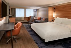  - Fairfield Inn & Suites by Marriott Montreal