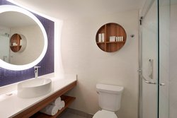  - Fairfield Inn & Suites by Marriott Montreal