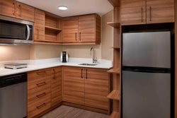  - Fairfield Inn & Suites by Marriott Montreal