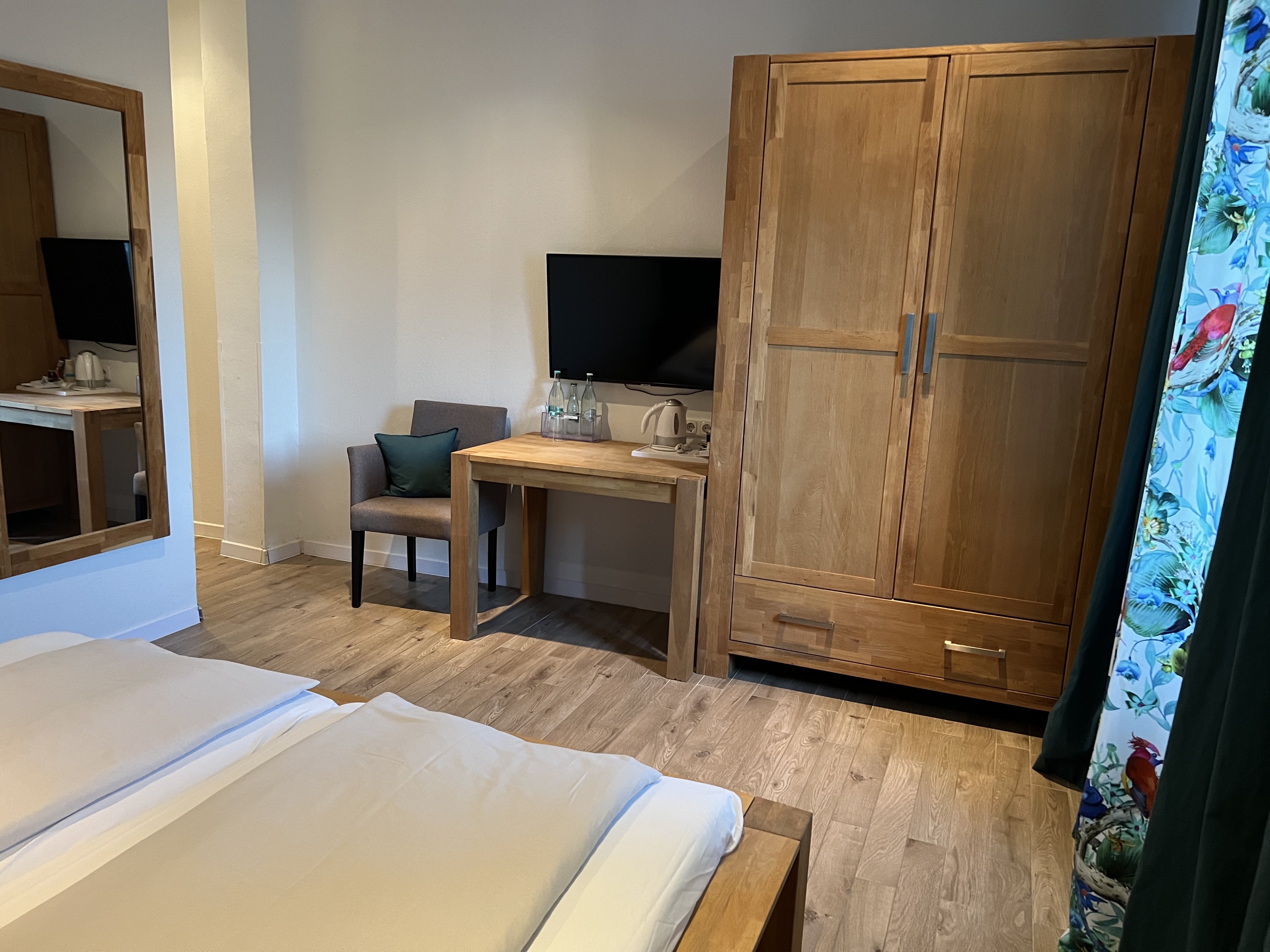 HOTEL ATTACHE-guestroom-Room.jpg