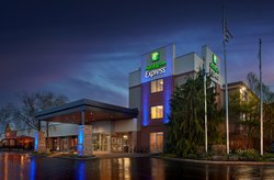  - Holiday Inn Express Fairlawn
