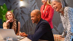  - Holiday Inn Wolf Point Downtown Chicago