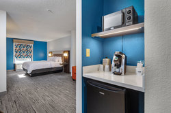  - Holiday Inn Express New Albany - I-22, Exit 61