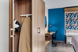  - Holiday Inn Express New Albany - I-22, Exit 61