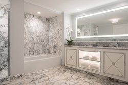  - Ritz-Carlton Hotel New Orleans