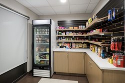  - Holiday Inn Express & Suites Perry