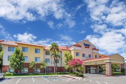  - Fairfield Inn & Suites by Marriott Turlock - CA 99, Exit 215