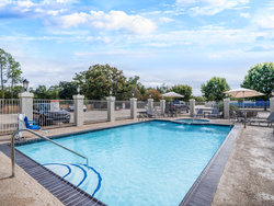  - Holiday Inn Express & Suites Beaumont