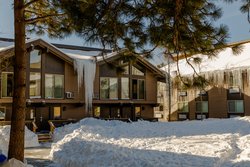  - Outbound Resort Mammoth Lakes