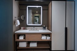  - Marriott Hotel Downtown Austin - I-35, Exit 234A