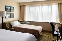  - Marriott Hotel Peabody - I-95, Exit 64