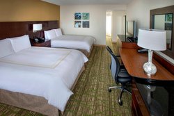  - Marriott Hotel Peabody - I-95, Exit 64