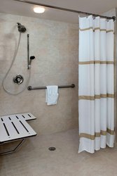  - Marriott Hotel Peabody - I-95, Exit 64