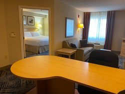  - Candlewood Suites Northeast Harrisburg - I-81, Exit 72