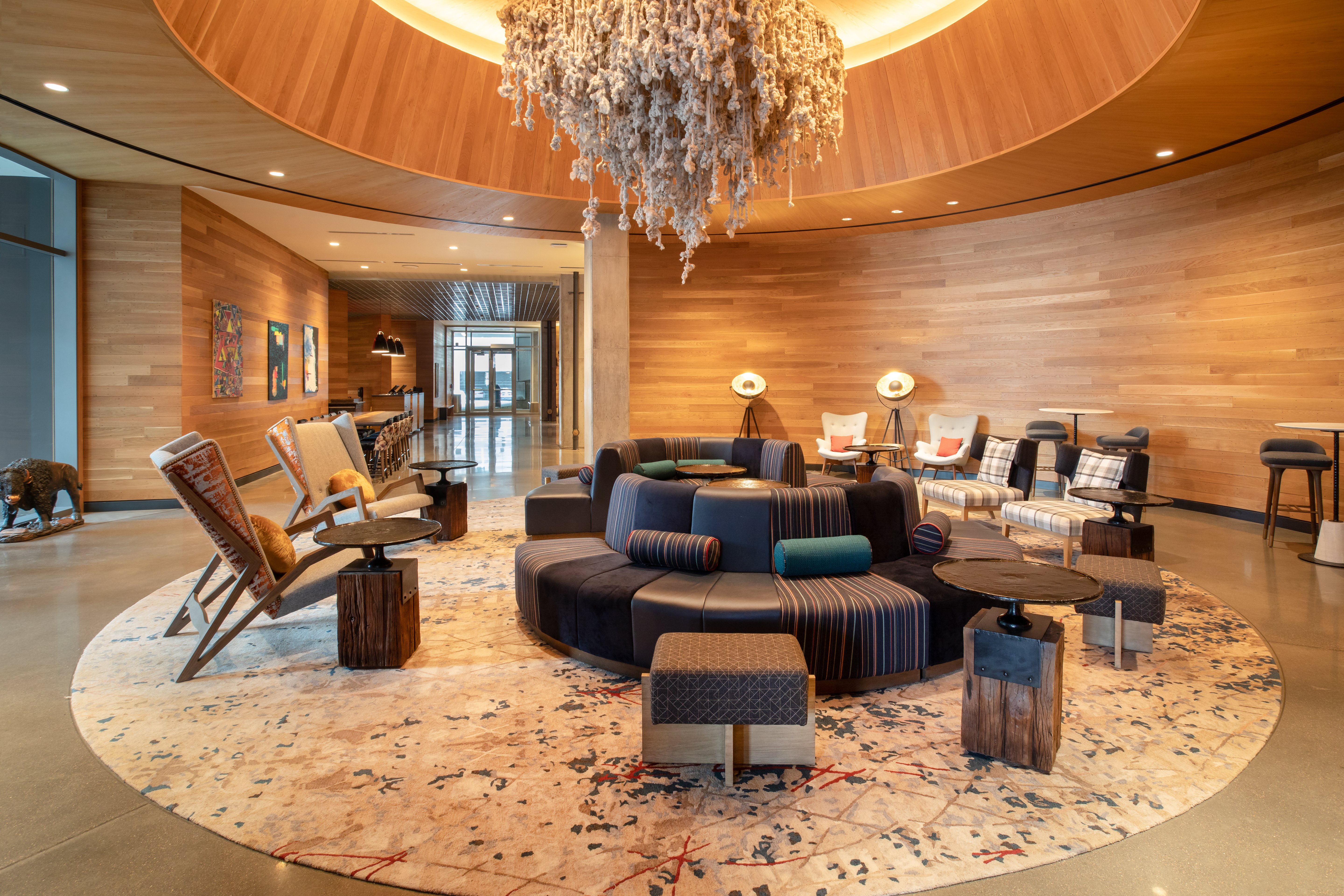 Enhanced design elements in lobby with ample seating