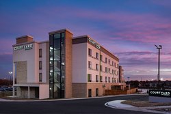  - Courtyard by Marriott Olathe - I-35, Exit 220