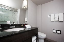  - Marriott Gateway on the Falls Hotel Niagara Falls