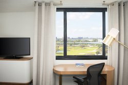  - Sheraton Miami Airport Hotel